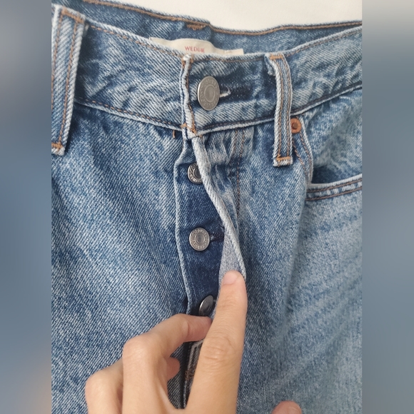 Levi's wedgie straight fit jeans light medium wash blue - Picture 8 of 9